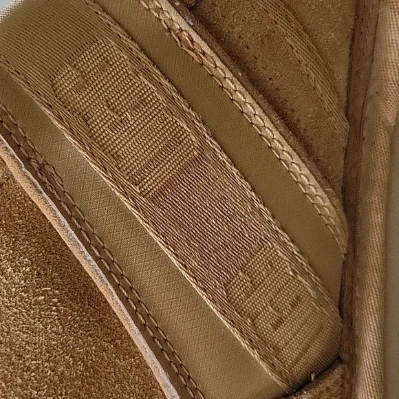 UGG Tan Suede Neumel Snapback Chukka Boots with Buckle Size Unisex 8