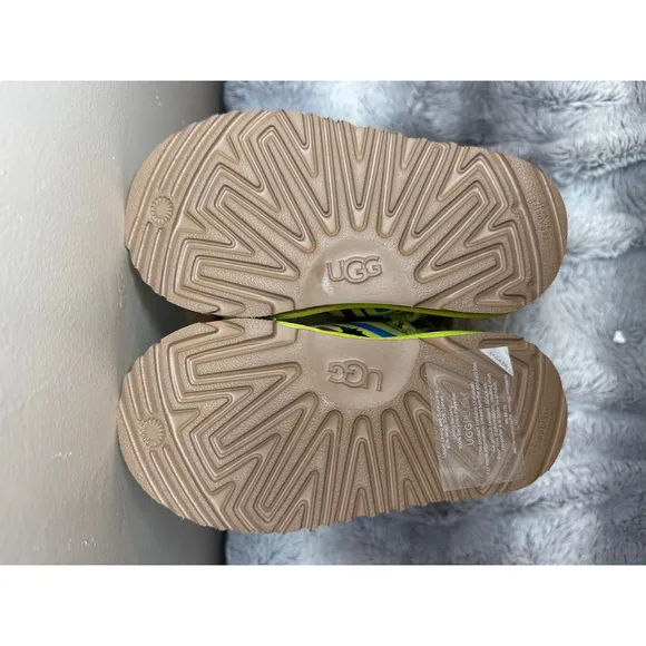 UGG Toddlers Bailey Bow || Winter Fashion Boots Size 9C NEW Galactic Lime Green