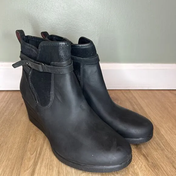 Ugg Womens 10 Emalie Ankle Boots Waterproof Leather Wedge Black Zipper Buckle