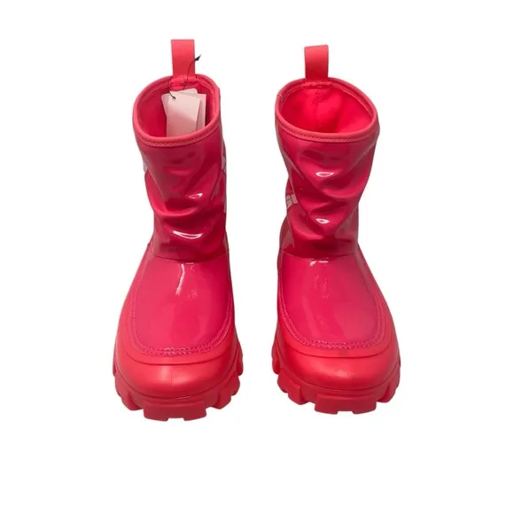 UGG Women’s Classic Brellah Mini Boots‎ Pink Women’s Size 6 Waterproof NWOB