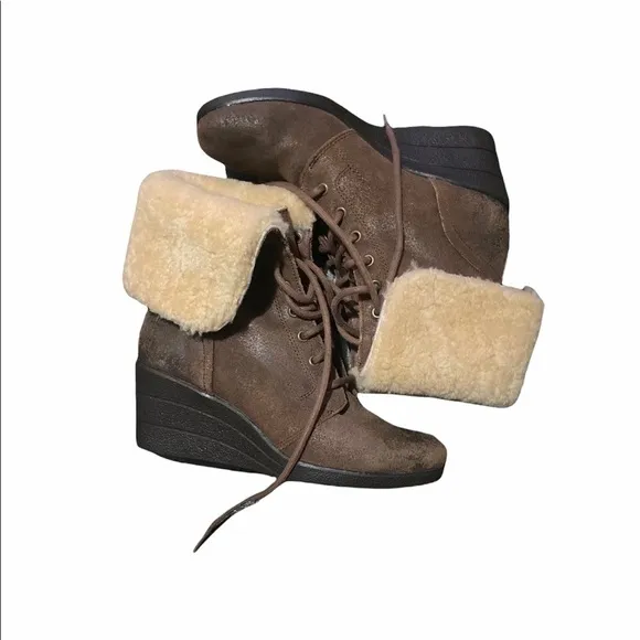 UGG Zea Waterproof Brown Wedge Lace up Boots.