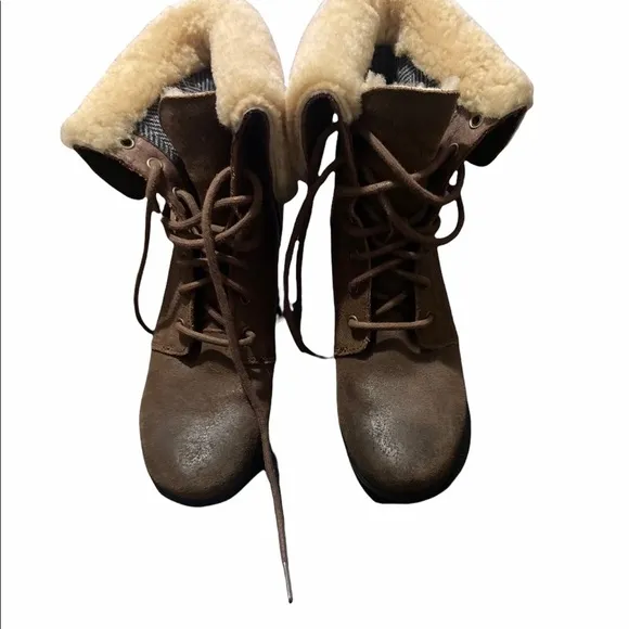 UGG Zea Waterproof Brown Wedge Lace up Boots.