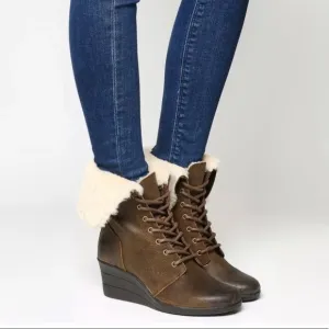 UGG Zea Waterproof Brown Wedge Lace up Boots.