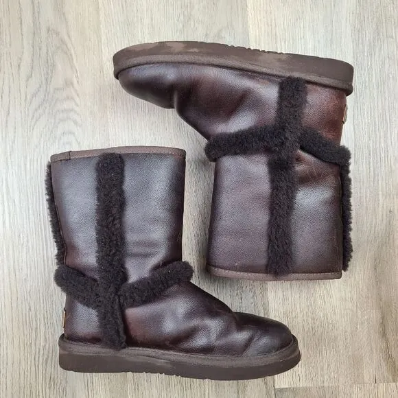 UGG Carter Leather Boots size 6