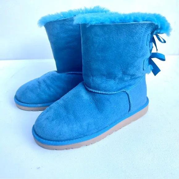 Uggs blue bailey bow suede boots 5