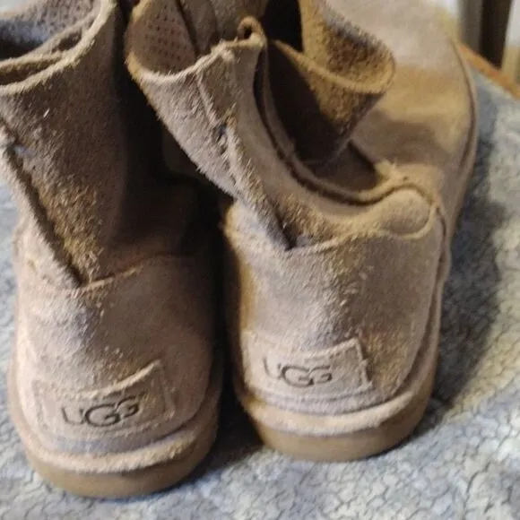 Ugg suede ankle boot