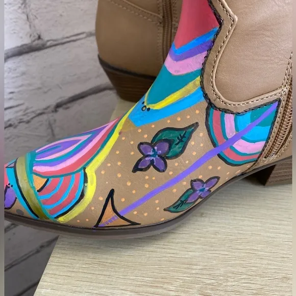 Universal Thread Southwestern Boho Leather Floral Cowboy Western Boots size 8.5