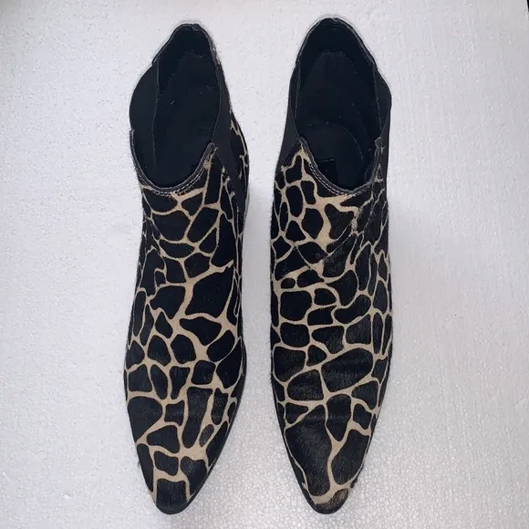 Urban Outfitters Giraffe Print Pony Hair Pola Chelsea Boot SIZE 38