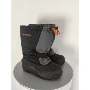 (V) Columbia Youth snow boots waterproof winter black sz 2 YY1145-012
