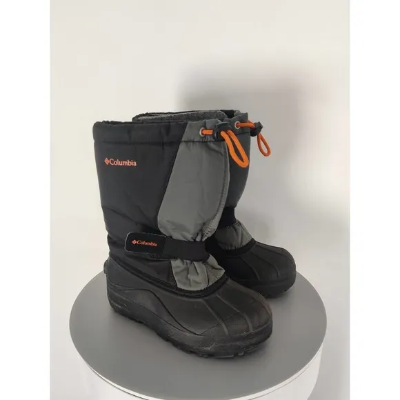 (V) Columbia Youth snow boots waterproof winter black sz 2 YY1145-012