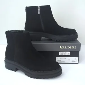 Valdini Lug Sole Suede Waterproof Black Boots  Canada Kayla size 8 LIKE NEW