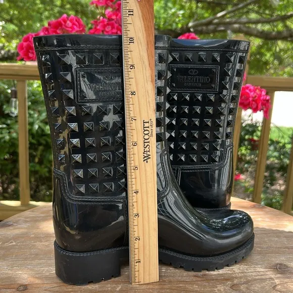 Valentino Garavani Black Rockstud  Rain Boots. Size 36