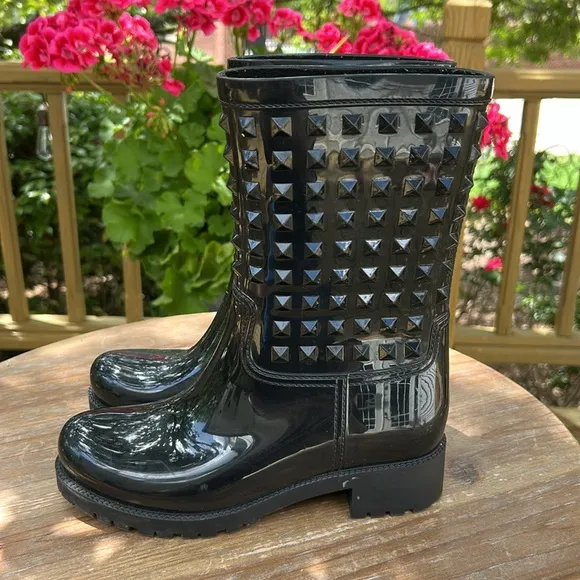 Valentino Garavani Black Rockstud  Rain Boots. Size 36
