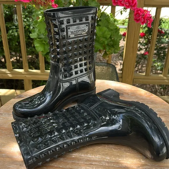 Valentino Garavani Black Rockstud  Rain Boots. Size 36