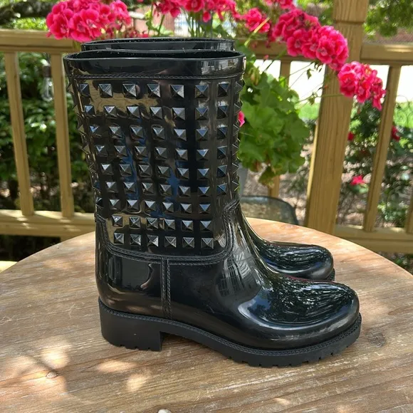 Valentino Garavani Black Rockstud  Rain Boots. Size 36