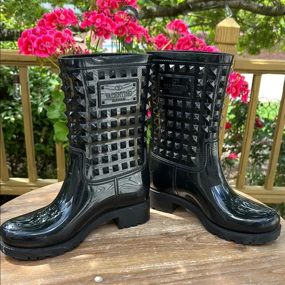 Valentino Garavani Black Rockstud  Rain Boots. Size 36