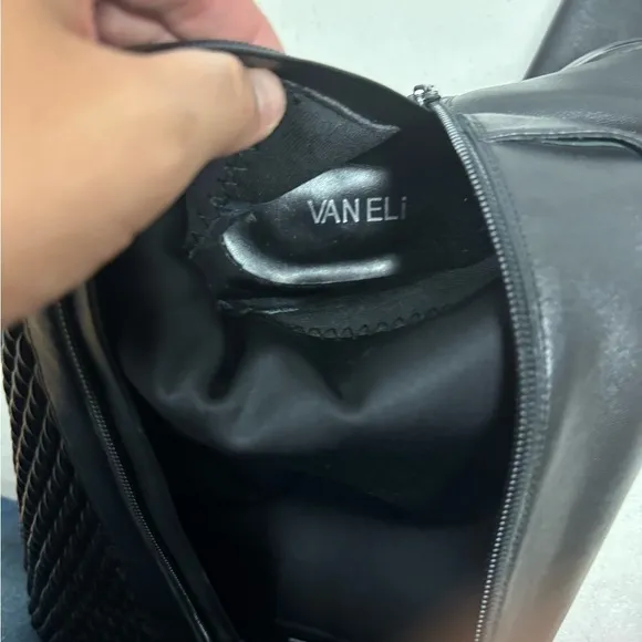 VANELi Valyn Women's Riding Boot Leather Textured Back Detailing Buckle Size 7.5