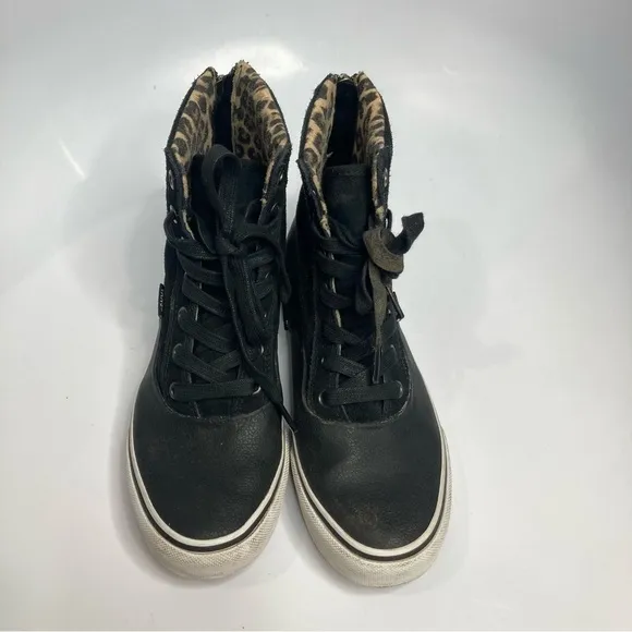 Vans lace up boots size 6.5