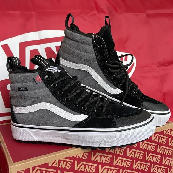 Vans WMNS Sk8-Hi Mte-2Pewter/BlackVN0A5KYCPBQ boots - sneakers