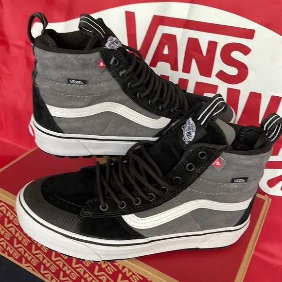 Vans WMNS Sk8-Hi Mte-2Pewter/BlackVN0A5KYCPBQ boots - sneakers