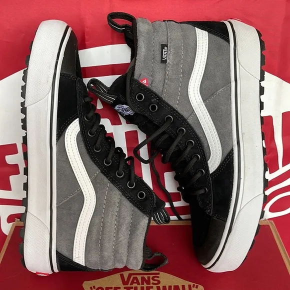 Vans WMNS Sk8-Hi Mte-2Pewter/BlackVN0A5KYCPBQ boots - sneakers