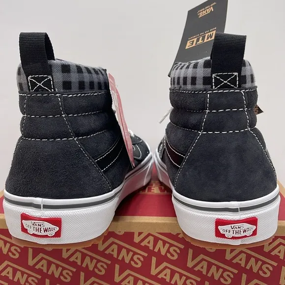 Vans Women’s Sk8-Hi Mte-1 Plaid Grey/WhiteVN0A5HZYGYW Boots Sneakers