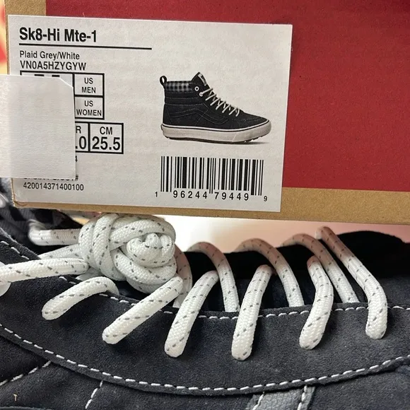 Vans Women’s Sk8-Hi Mte-1 Plaid Grey/WhiteVN0A5HZYGYW Boots Sneakers