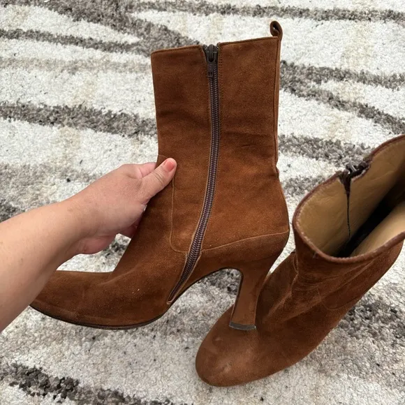 Varda Brown Suede Heeled Boots