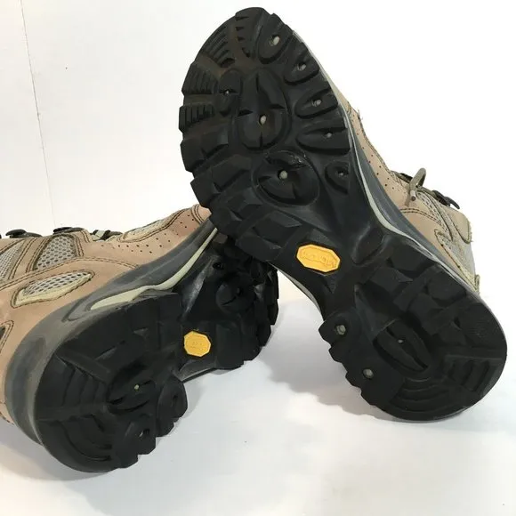 VASQUE Breeze Women’s Gore-Tex Hiking Boots Sz 9.5M 7465 Vibram Sole
