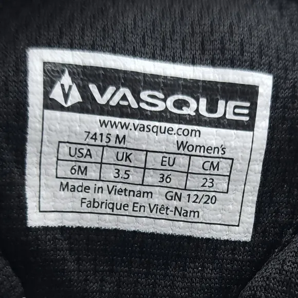 Vasque Womens Breeze LT NTX Mid Drizzle Grey Waterproof Hiking Boots Size 6