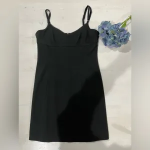 VERTIGO PARIS‎ Mini black stretchy dress size 8 EUC