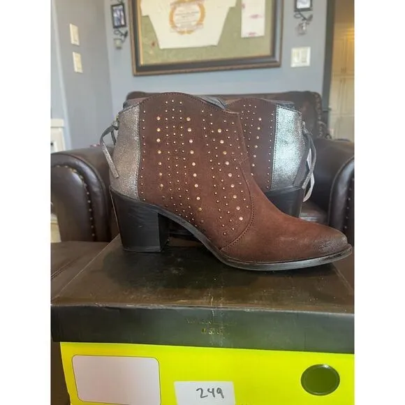 Very Volatile Woman Zeke Brown Leather Studded Boots