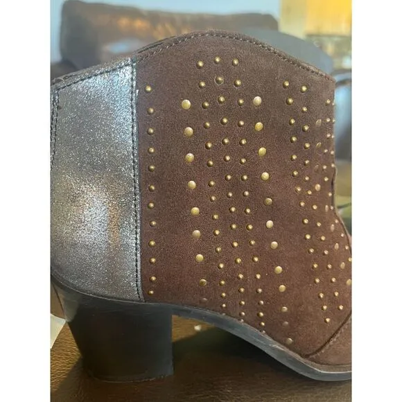 Very Volatile Woman Zeke Brown Leather Studded Boots