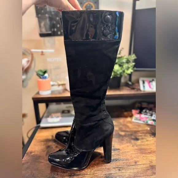 Via Spiga Black patent leather and suede boots size 7.5