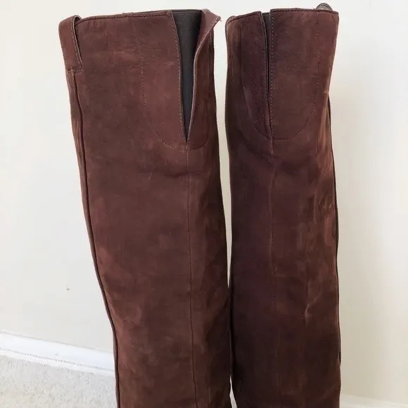 Vibram brown suede knee high boots