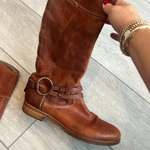 Vic Matie perfectly distressed Italian leather tall harness riding boots 8/ 38