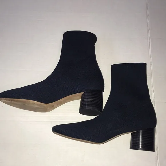 Vince Blue‎ Box Tasha Navy Boots/Booties