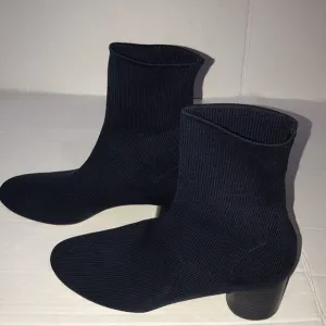 Vince Blue‎ Box Tasha Navy Boots/Booties