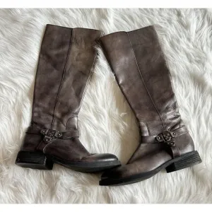 Vince Camuto Farren Tall Women’s Size 7 Gray Leather Riding Boots Flaws