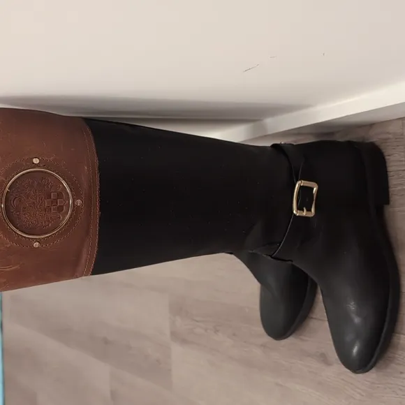 Vince Camuto Phillie Riding Boots Sz 7.5