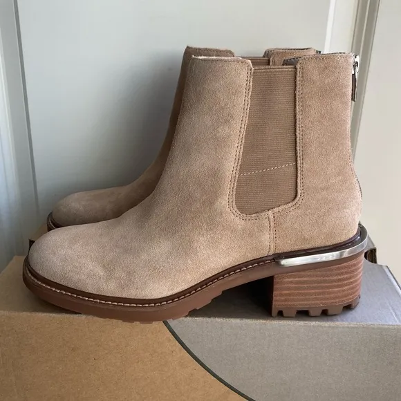 Vince Camuto suede Chelsea Boots Brown/Tan - W 7.5