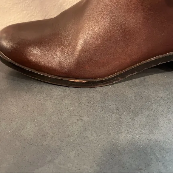 Vince Camuto sz 7.5 Ina2 brown and black leather knee high riding boots