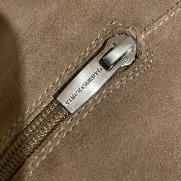 Vince Camuto Tall Suede riding boots Taupe sz 9