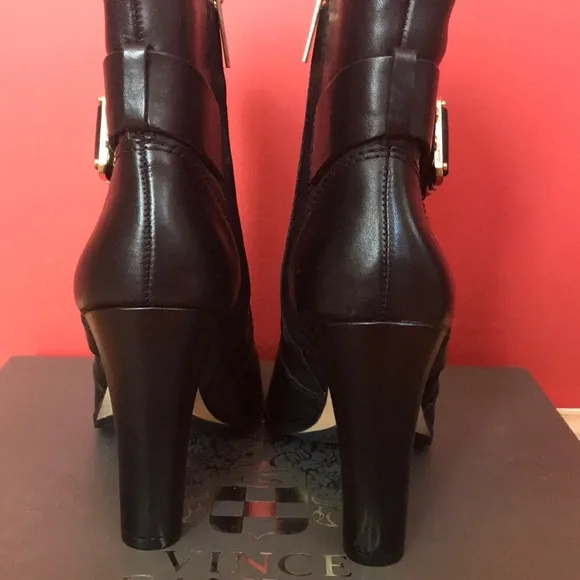 Vince Camuto Women’s Connolly Belted Boots Size 5M