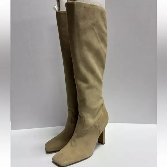 Vince Camuto Women’s Kalinder, Tortilla High Suede Boots, Size 7.5 M.