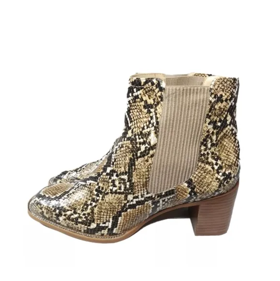 Vince Camuto Jentilliy Ankle Boots Python Print  Bootie Women's Size 11 M