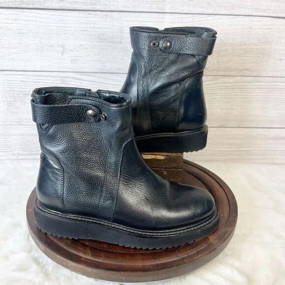 Vince Reid Extralight Black Leather Ankle Buckled Moto Boots Size 6 M