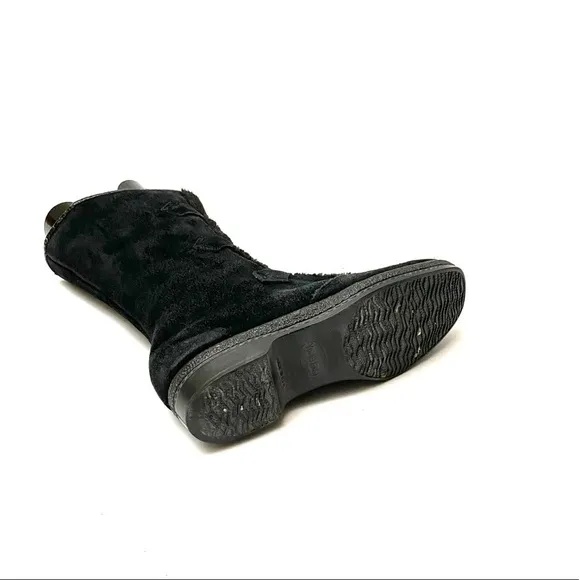 Vintage 1970s black suede fleece lined snow boots