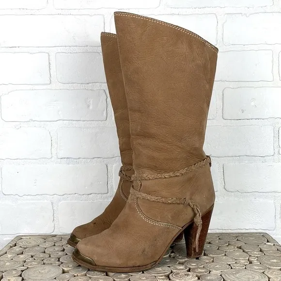 Vintage 70’s Zodiac USA Tan Suede Western Chunky Wooden Heel Cowgirl Boots 5