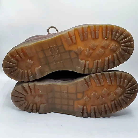 Vintage 90s Y2K chunky 1&quot; sole with a 1.5&quot; heel brown Dr Martens airwair